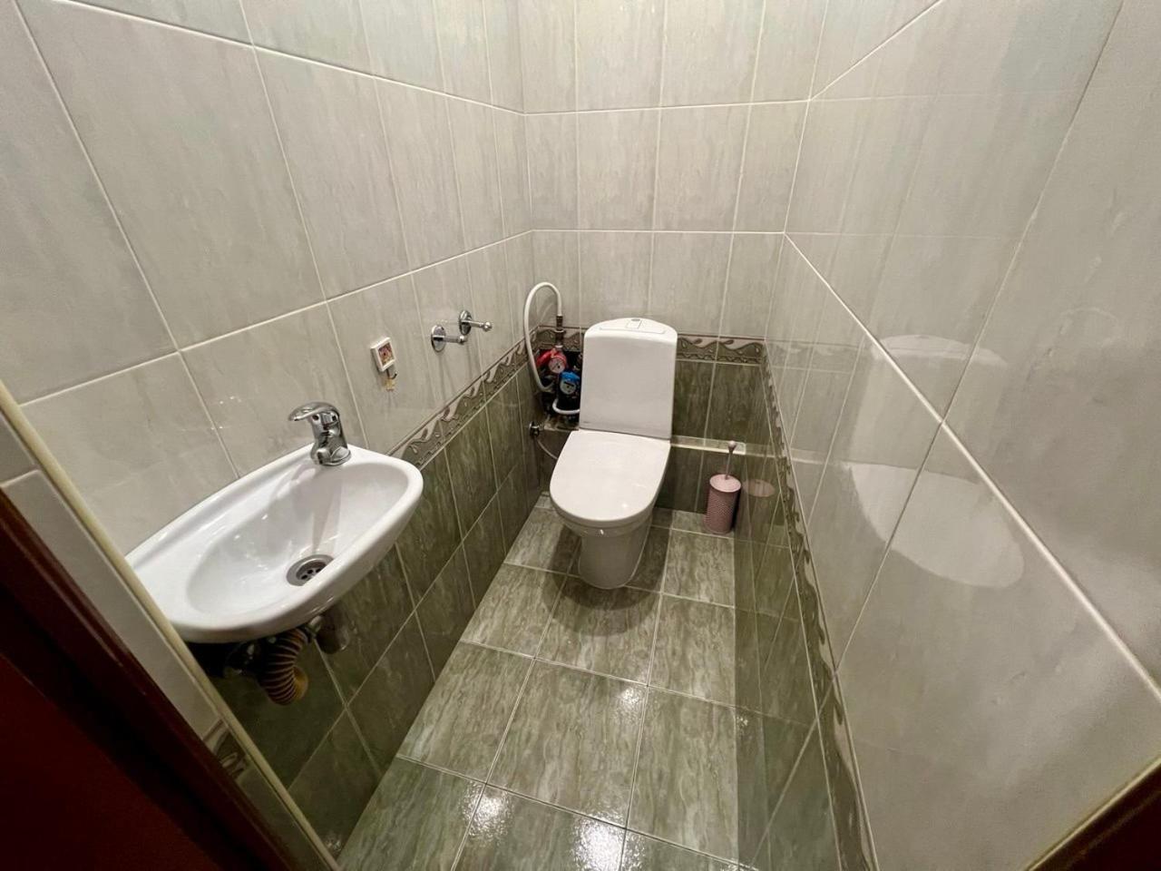 Apartment In The Center Of Kyiv Exterior photo